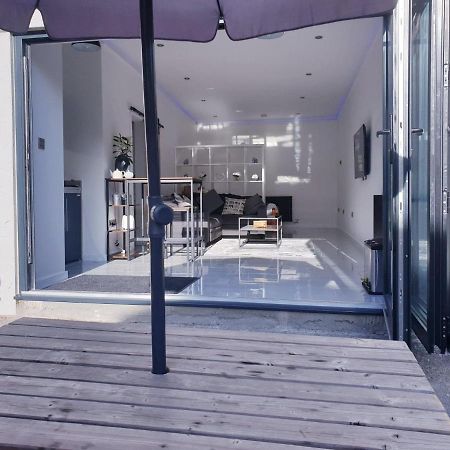 The Studio, Luxury Modern Apartment In The South Hams, Stunning Walks On The Doorstep, A 20 Minute Drive To The Beautiful Sandy Beaches, Quiet Courtyard Setting, Shops, Bars And Restaurants A Short Walk Away! Ivybridge Luaran gambar